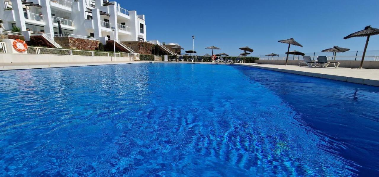 Casares Del Mar Luxury Apartment Малага Экстерьер фото