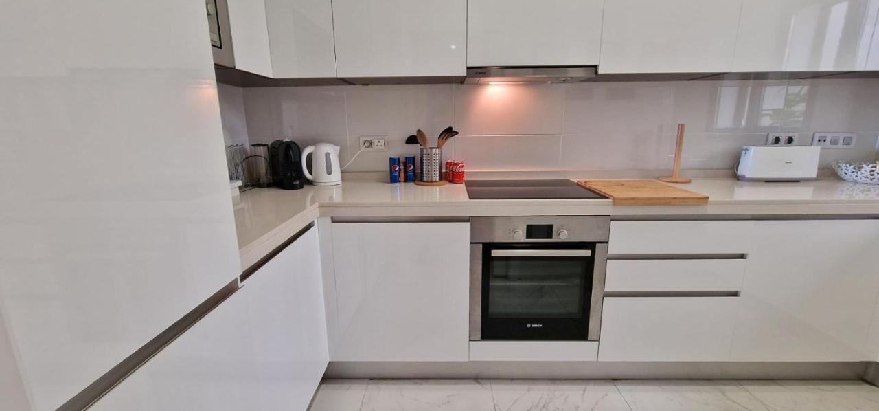 Casares Del Mar Luxury Apartment Малага Экстерьер фото