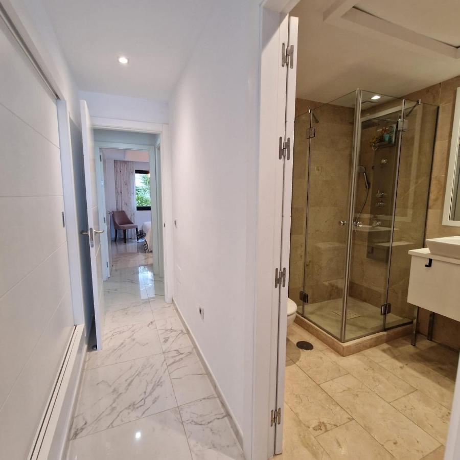 Casares Del Mar Luxury Apartment Малага Экстерьер фото