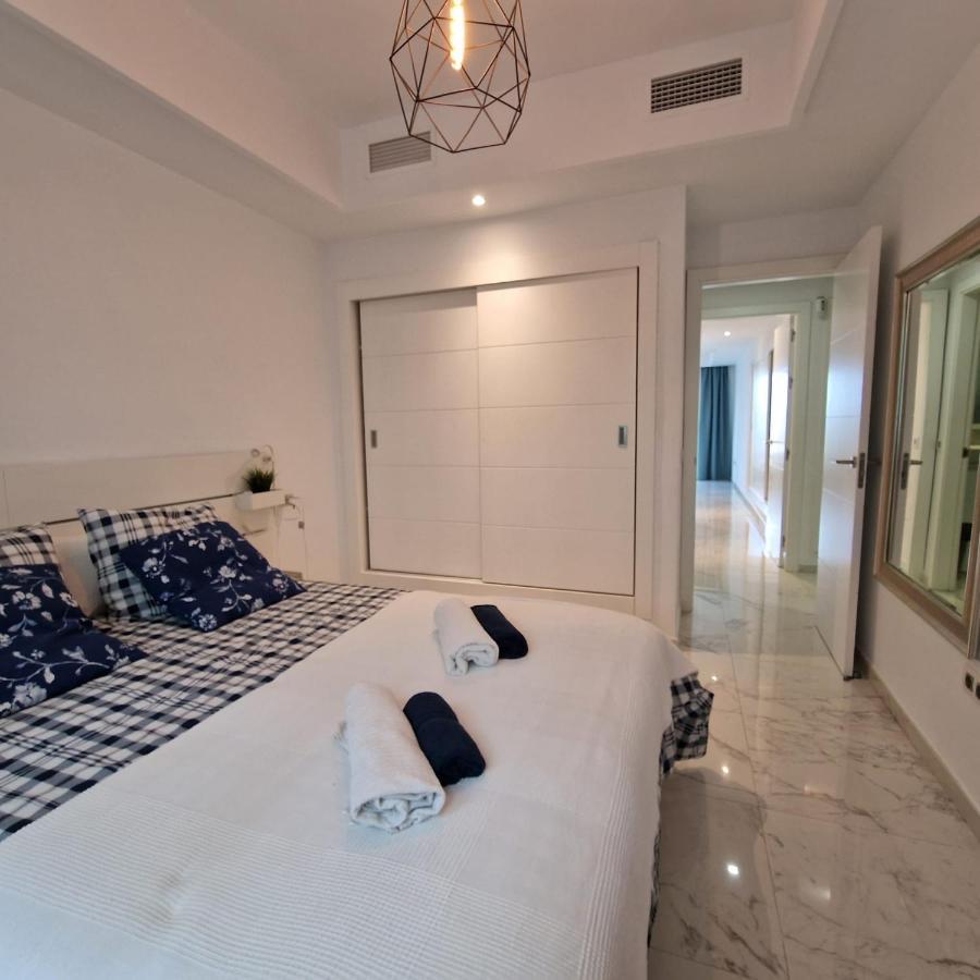 Casares Del Mar Luxury Apartment Малага Экстерьер фото
