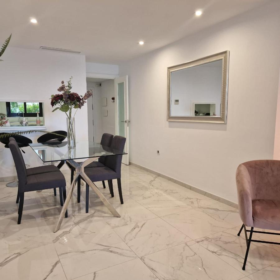 Casares Del Mar Luxury Apartment Малага Экстерьер фото