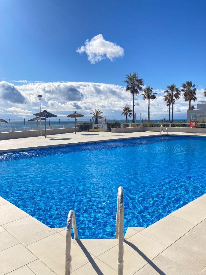 Casares Del Mar Luxury Apartment Малага Экстерьер фото